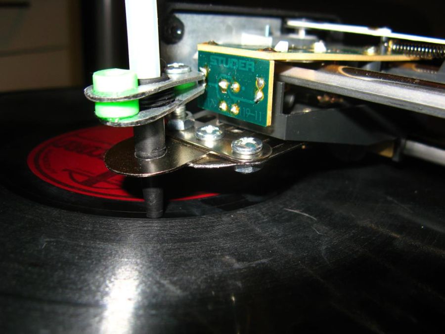 nozzle-on-dirty-record.jpg