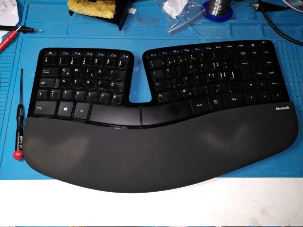 Unmodified MS Sculpt keyboard